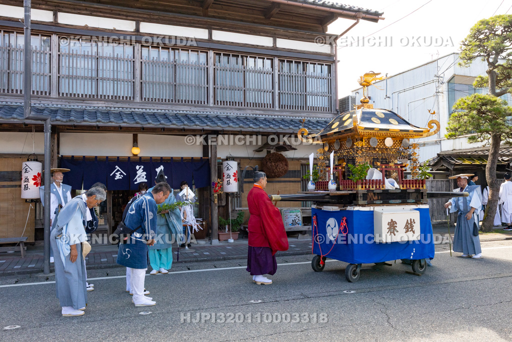 新潟県 村上大祭 本祭り お旅神事