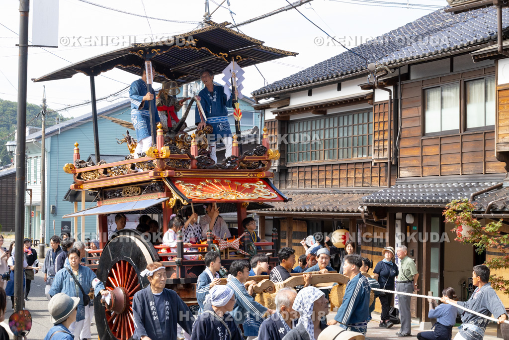 新潟県　村上大祭　本祭り　おしゃぎり巡行（三番・寺町）