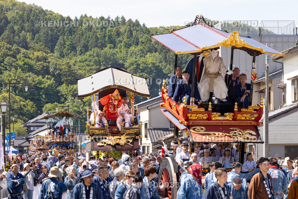 新潟県 村上大祭 本祭り おしゃぎり巡行