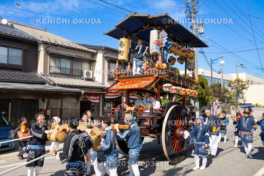 新潟県 村上大祭 本祭り おしゃぎり巡行(三番・寺町)