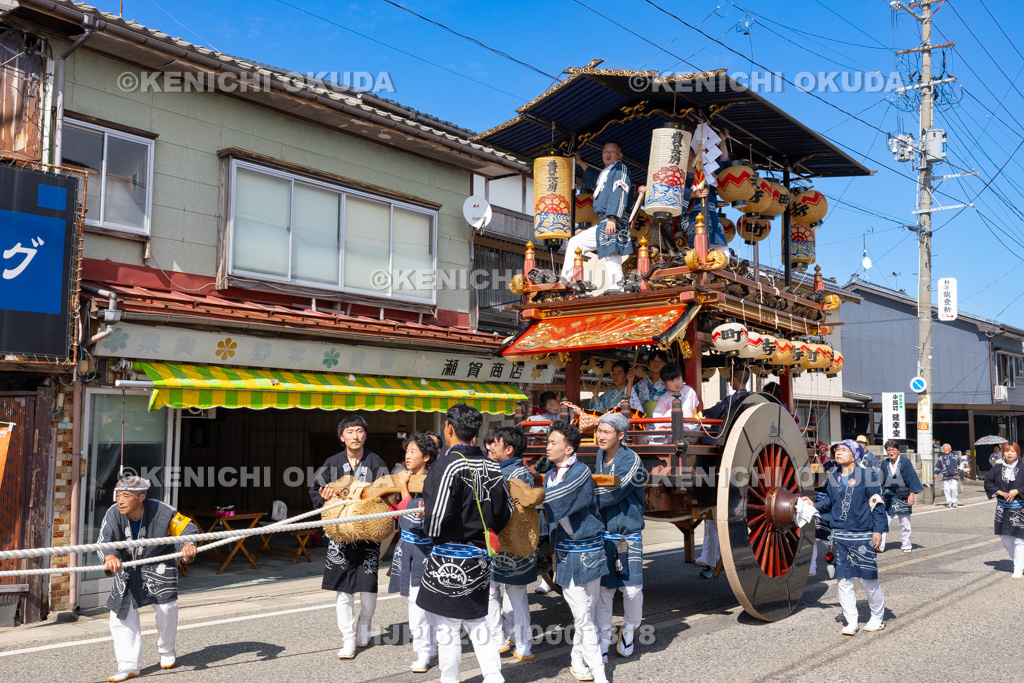 新潟県 村上大祭 本祭り おしゃぎり巡行(三番・寺町)