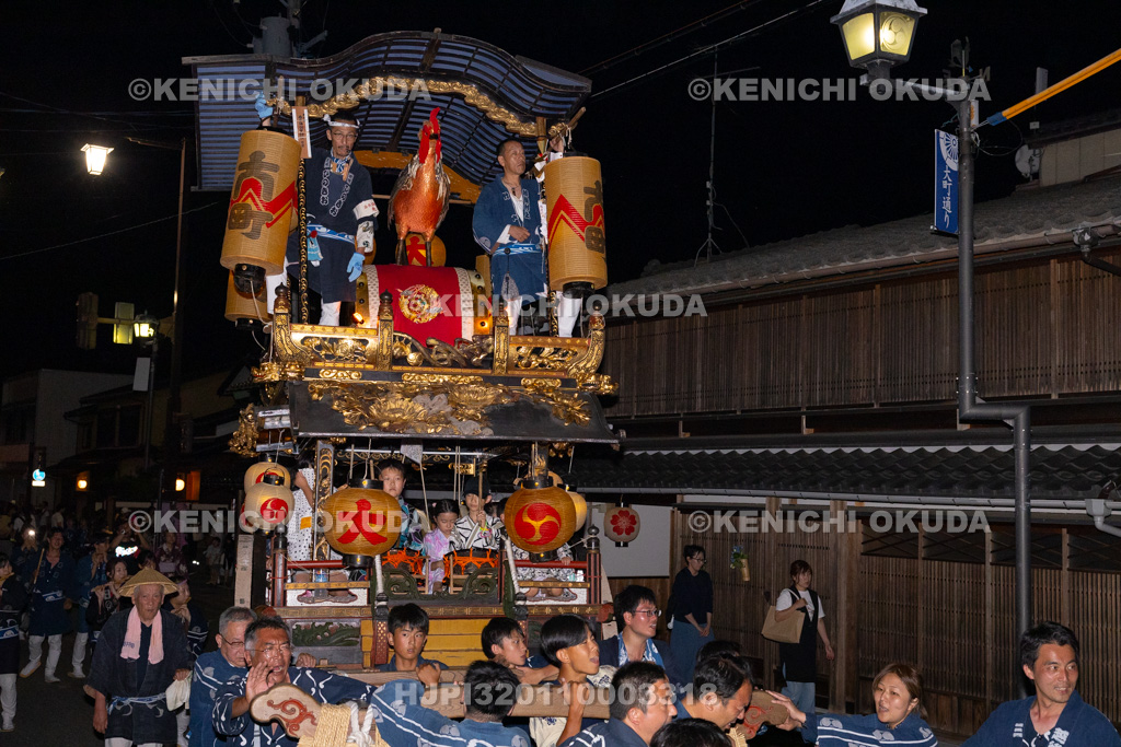 新潟県 村上大祭 本祭り おしゃぎり巡行(二番・大町)