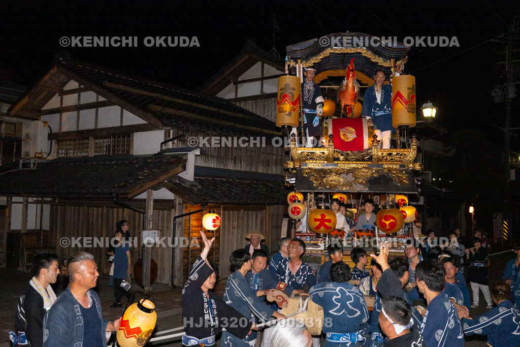 新潟県 村上大祭 本祭り おしゃぎり巡行(二番・大町)