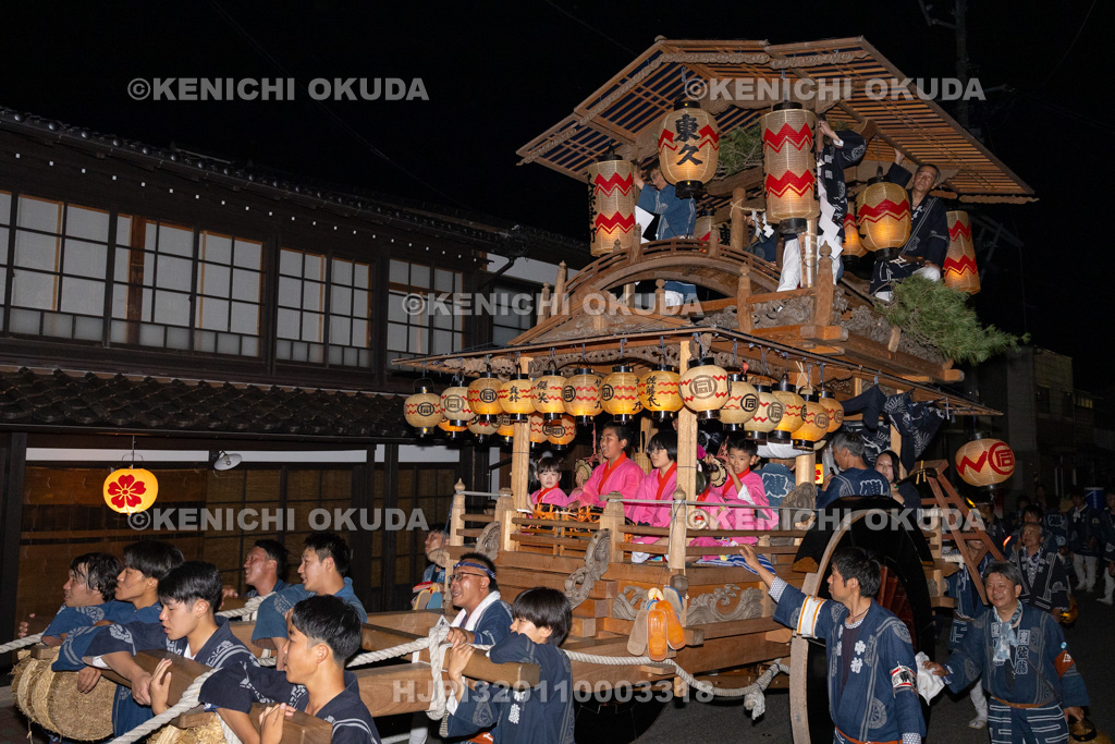 新潟県 村上大祭 本祭り おしゃぎり巡行(一番・久保多町)