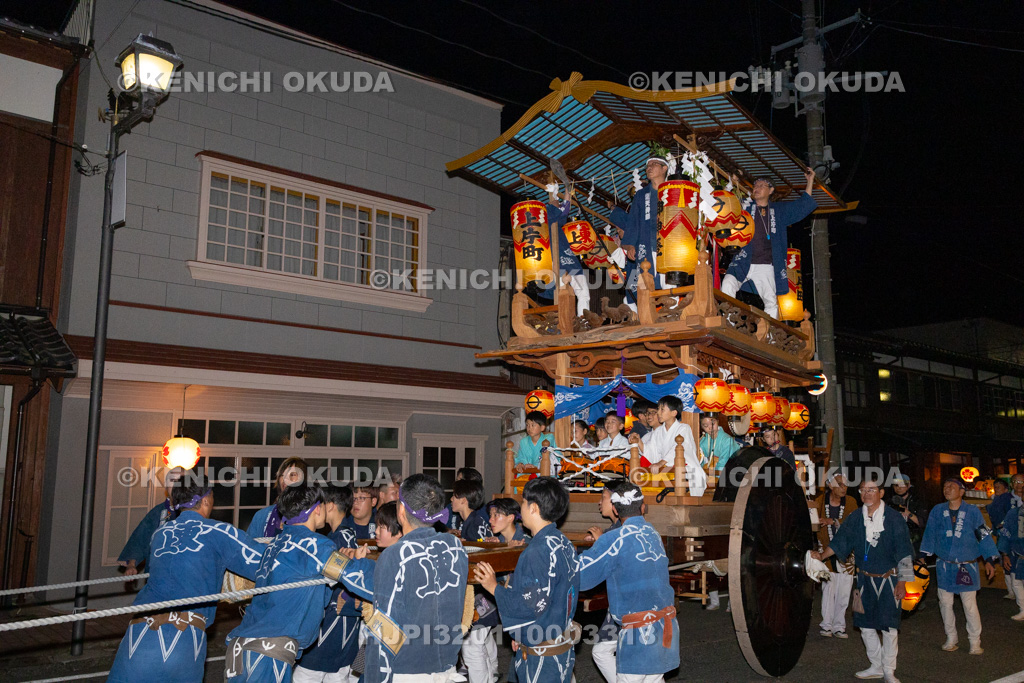 新潟県 村上大祭 本祭り おしゃぎり巡行(十七番・上片町)