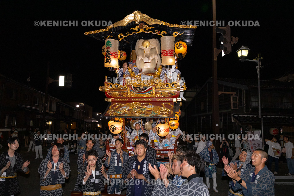 新潟県 村上大祭 本祭り おしゃぎり巡行(十四番・羽黒町)