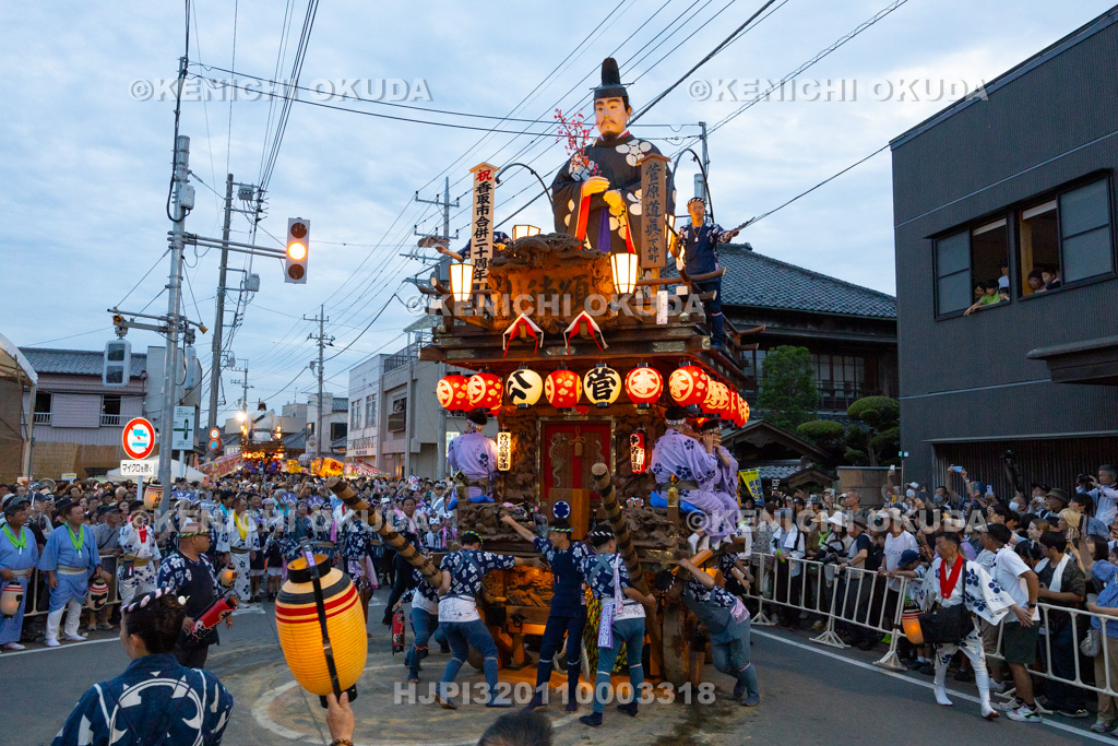 千葉県 佐原の大祭 夏祭り のの字廻し(下仲町)