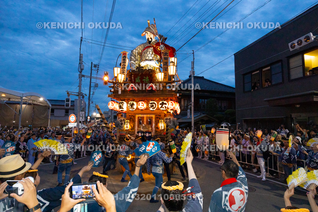 千葉県 佐原の大祭 夏祭り のの字廻し(上仲町)