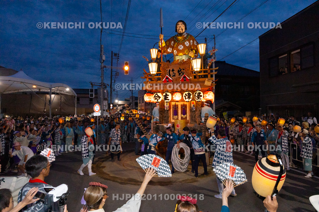 千葉県 佐原の大祭 夏祭り のの字廻し(荒久)