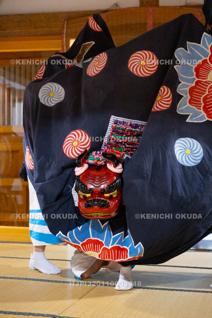 山梨県　平野天満宮　天王祭　天岩戸神楽奉納（拝殿）