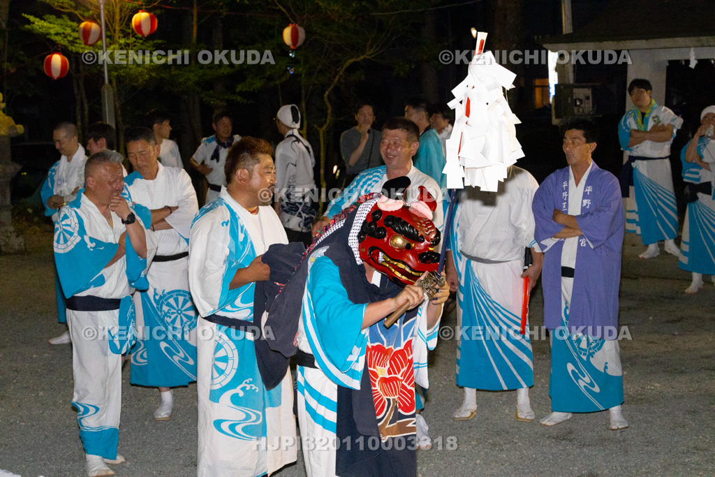 山梨県　平野天満宮　天王祭　天岩戸神楽奉納（境内）