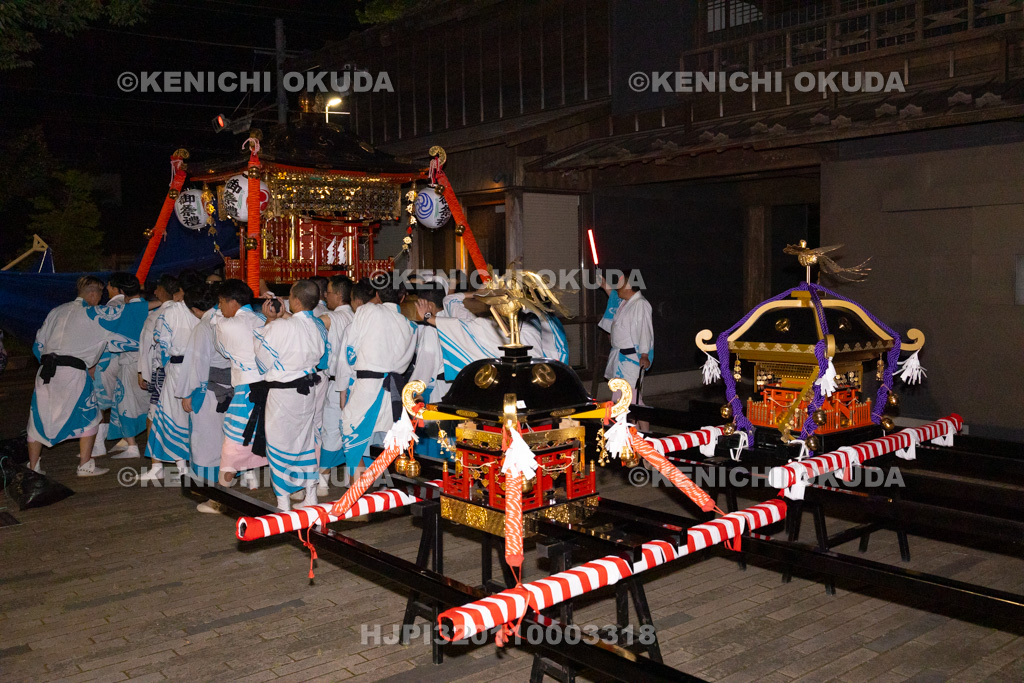 山梨県　平野天満宮　天王祭　神輿渡御　御旅所着輿