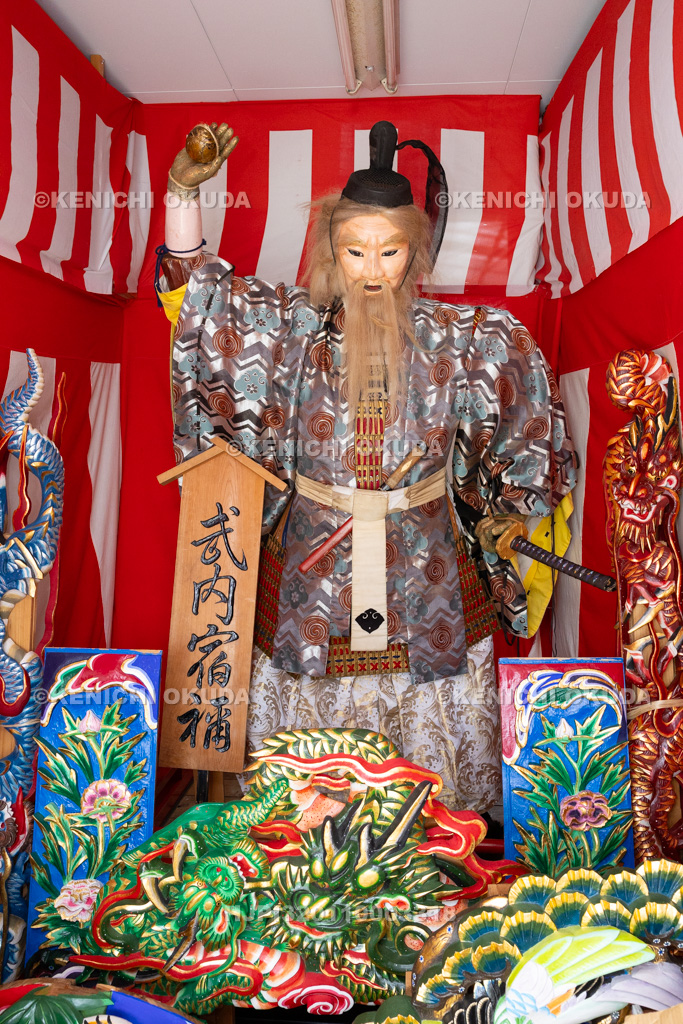 埼玉県　久喜提燈祭り「天王様」　神酒所（本二）　武内宿禰