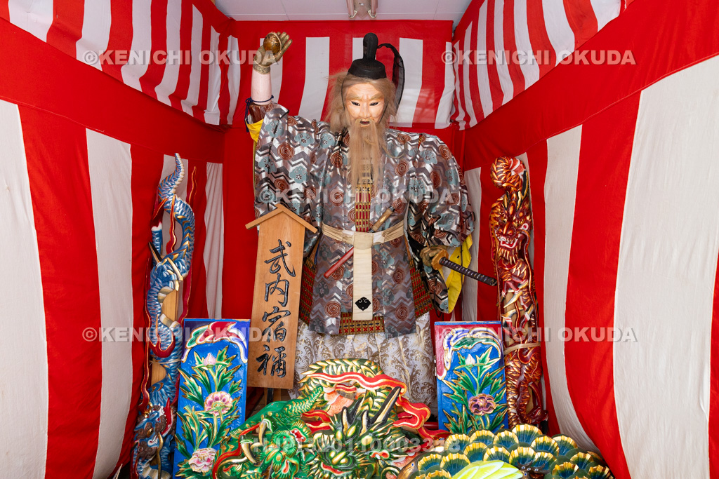 埼玉県　久喜提燈祭り「天王様」　神酒所（本二）　武内宿禰