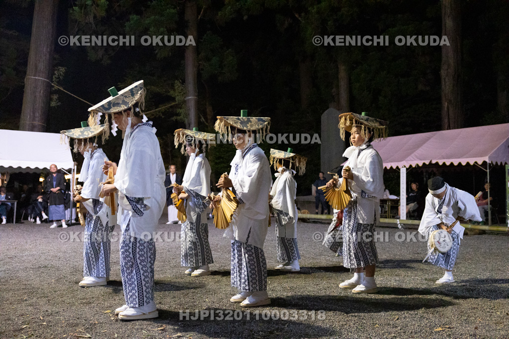 福島県 御宝殿の稚児田楽・風流 田楽演奏(勅使休所前)