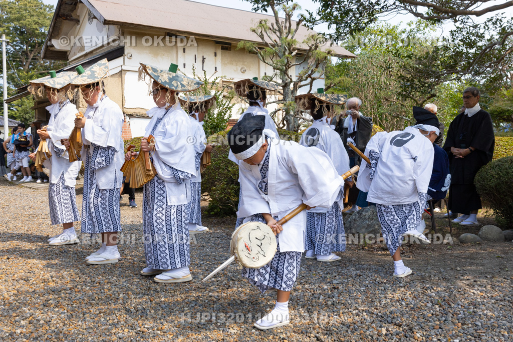 福島県 御宝殿の稚児田楽・風流 田楽演奏(高橋宅)