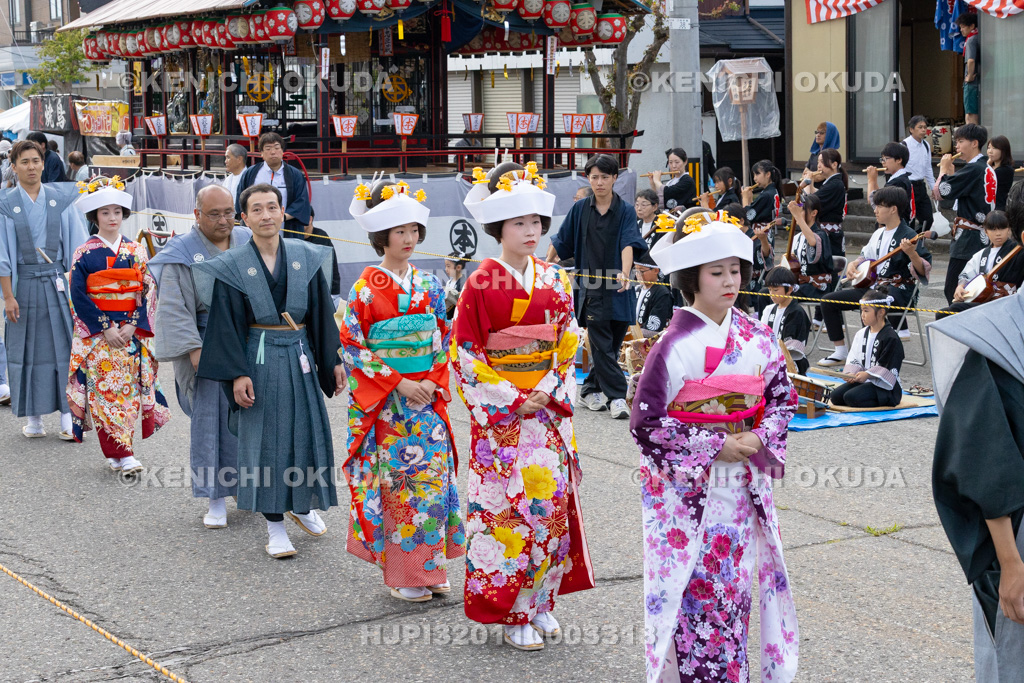 福島県　会津田島祇園祭　渡御祭　七行器行列