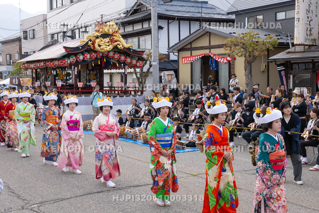福島県　会津田島祇園祭　渡御祭　七行器行列