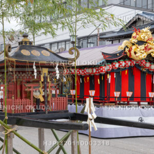 福島県　会津田島祇園祭　渡御祭　神輿と大屋台